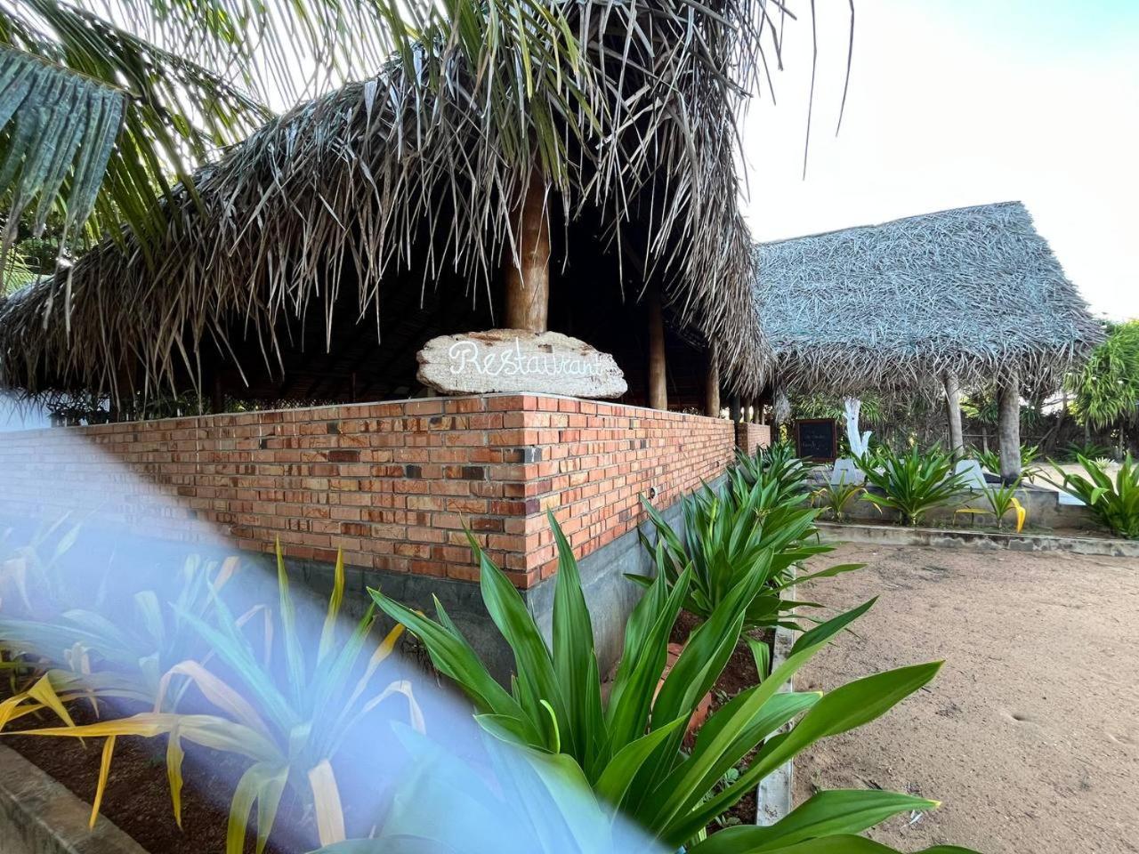 Nn Beach Resort & Spa Nilaveli Exteriér fotografie