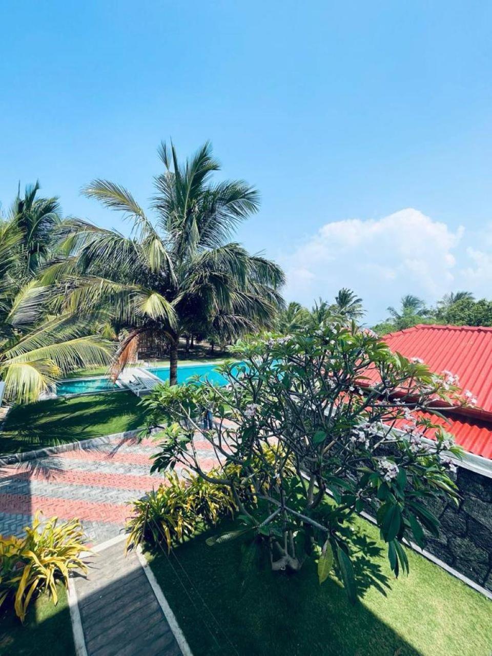 Nn Beach Resort & Spa Nilaveli Exteriér fotografie